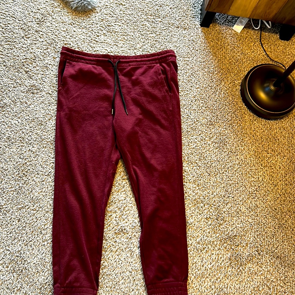 MENS LARGE Goodfellow&Co. Burgundy Sweatpants